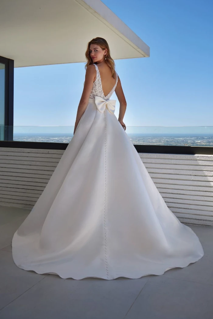 Durch dick und dünn Cleane Brautmode14