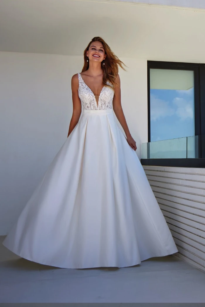 Durch dick und dünn Cleane Brautmode15