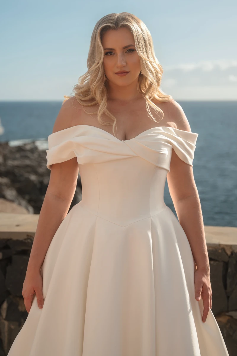 Durch dick und dünn Cleane Brautmode4