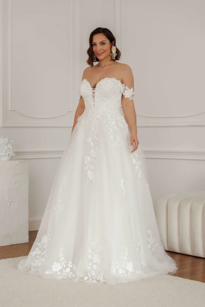 Durch dick und dünn curvy Brautmode14