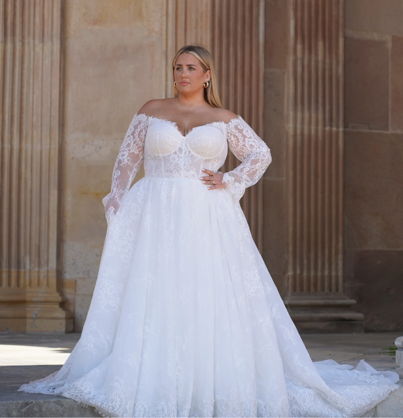 Durch dick und dünn curvy Brautmode18